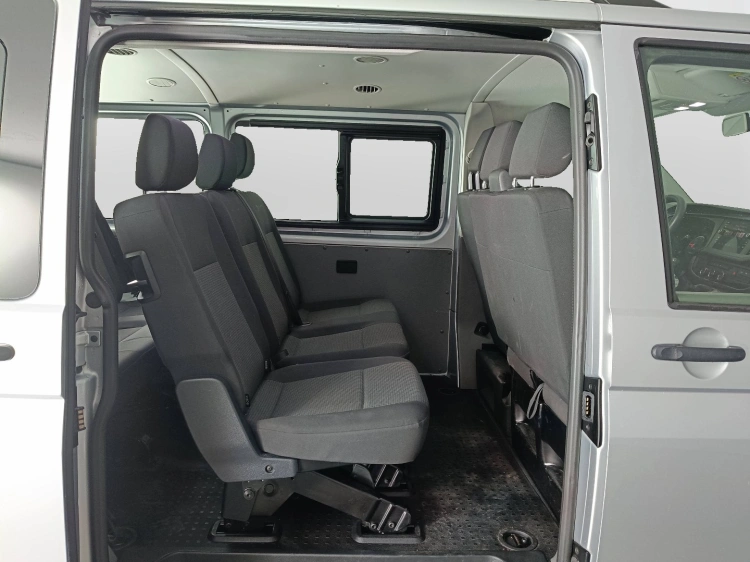 11 - Volkswagen T6.1 Transporter 30 T6.1 Transporter 30 2.0 tdi 110cv kombi Business p.c.