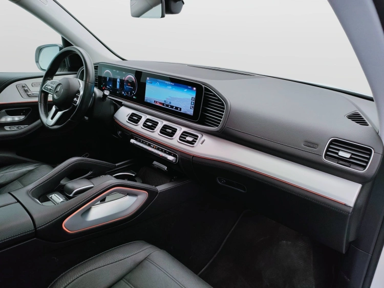 9 - Mercedes-Benz GLE 400 d Premium 4matic auto