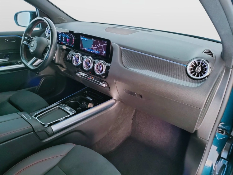 10 - Mercedes-Benz Classe B 180 d AMG Line Advanced Plus auto