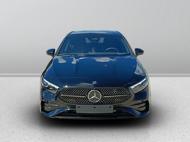 2 - Mercedes-Benz Classe A 180 d Automatic