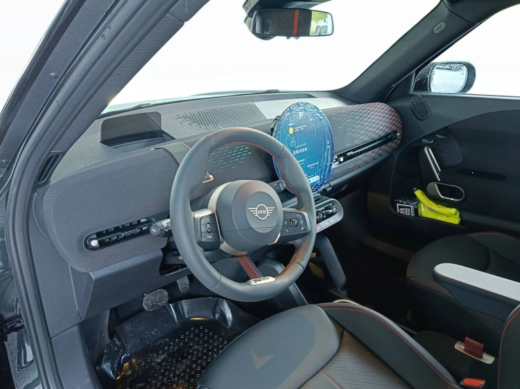 7 - MINI Aceman ACEMAN E