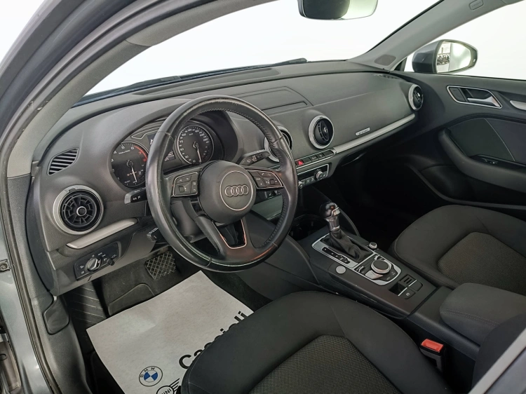 8 - Audi A3 A3 Sportback 1.4 tfsi g-tron Business 110cv s-tronic