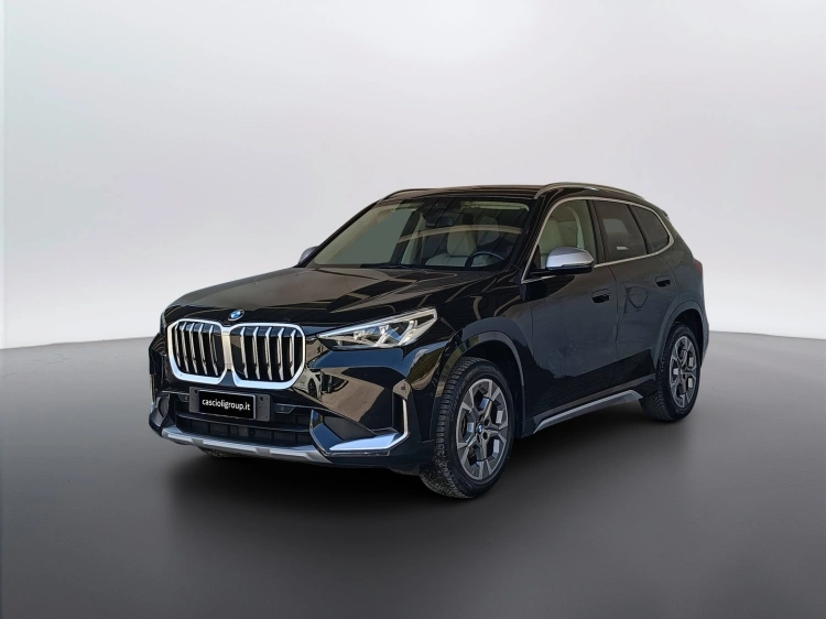 1 - BMW X1 X1 sdrive18d X-Line auto