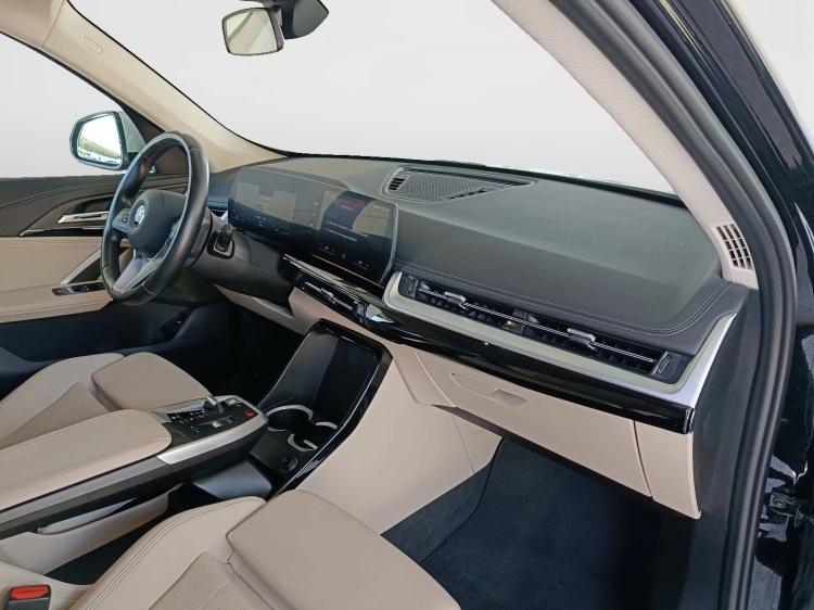 10 - BMW X1 X1 sdrive18d X-Line auto