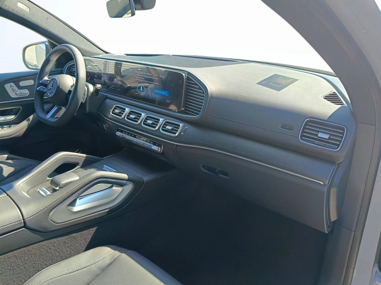 8 - Mercedes-Benz GLE GLE 350 de 4MATIC Plug-in hybrid Coupe