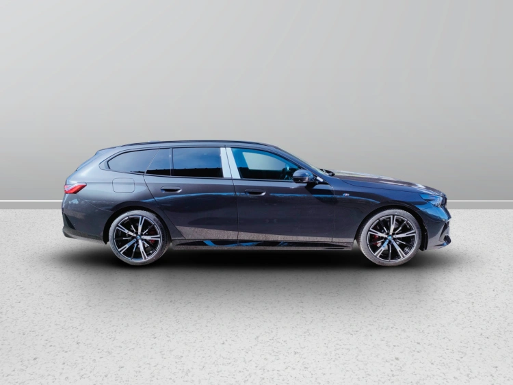 7 - BMW Serie 5 BMW 520d Touring