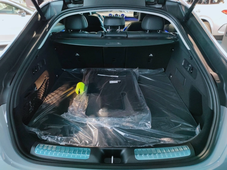 7 - Mercedes-Benz GLC 220 d 4MATIC Coupe