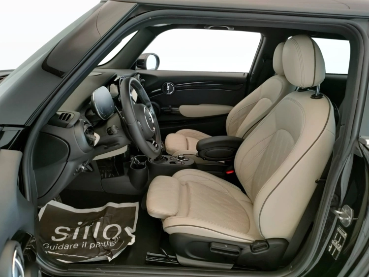 15 - MINI Cooper Mini 3p 2.0 JCW JCW auto