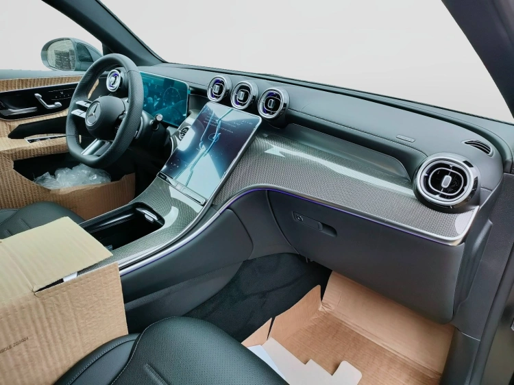 11 - Mercedes-Benz GLC 220 d 4MATIC Coupe