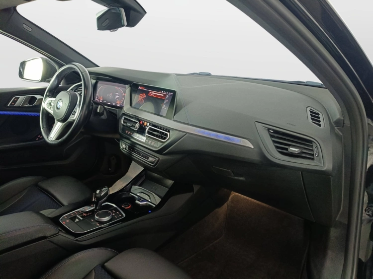10 - BMW Serie 1 118d Msport auto