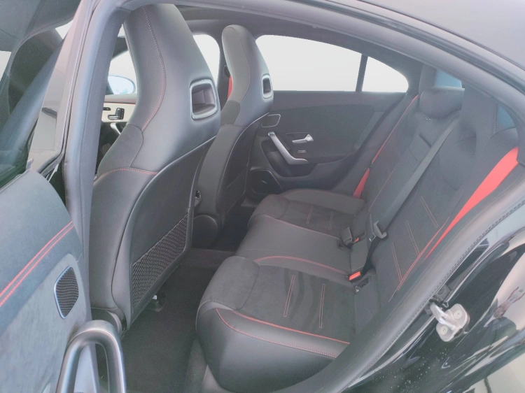 12 - Mercedes AMG CLA Mercedes-AMG CLA 35 4Matic Coupé