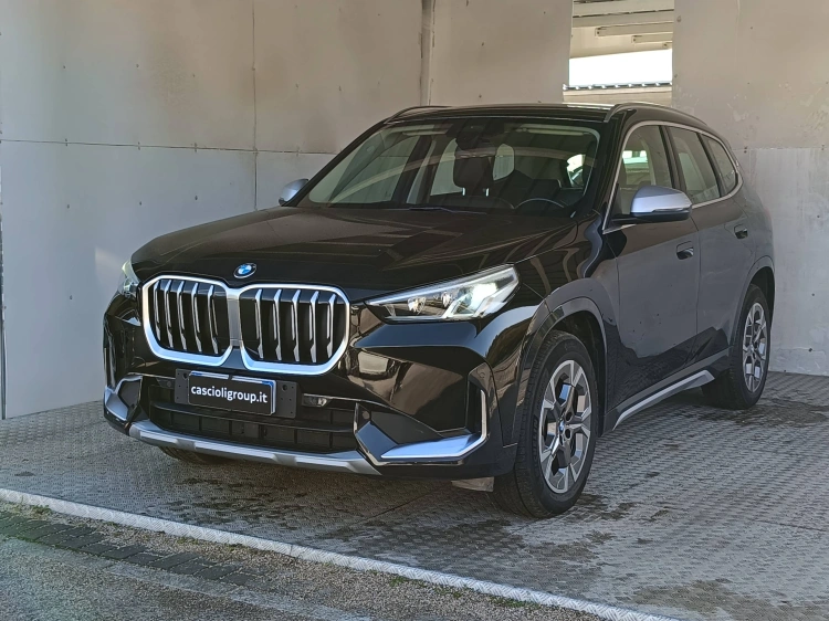 1 - BMW X1 X1 sdrive20i mhev 48V X-Line auto