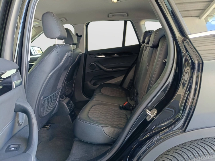 9 - BMW X1 X1 sdrive18d xLine auto my18