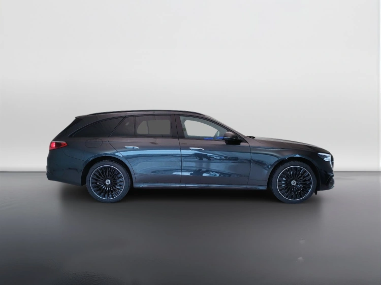 4 - Mercedes-Benz Classe E SW 220 d AMG Line Premium 4matic auto