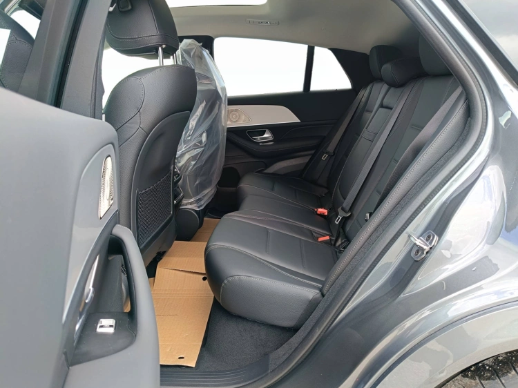 9 - Mercedes-Benz GLE 300 d 4MATIC Coupe