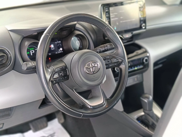 15 - Toyota Yaris Cross Yaris Cross 1.5h Active fwd 116cv e-cvt