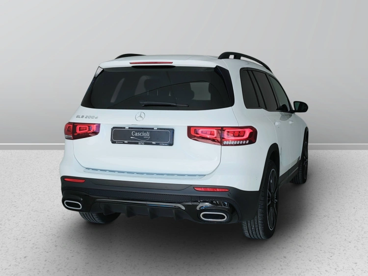 6 - Mercedes-Benz GLB 200 d Premium auto