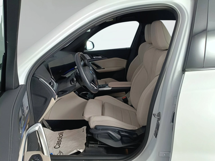 9 - BMW X1 X1 sdrive18i MSport auto