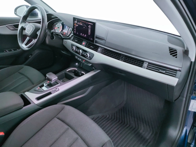 10 - Audi A4 A4 Avant 30 2.0 tdi mhev 136cv s-tronic