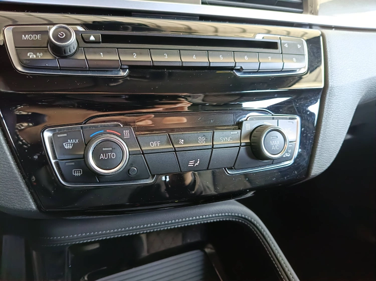 15 - BMW X1 BMW X1 XDRIVE 18D XLINE