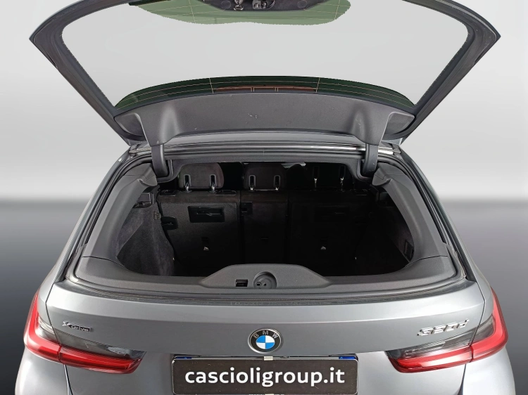 24 - BMW Serie 3 320d Touring mhev 48V Msport xdrive auto