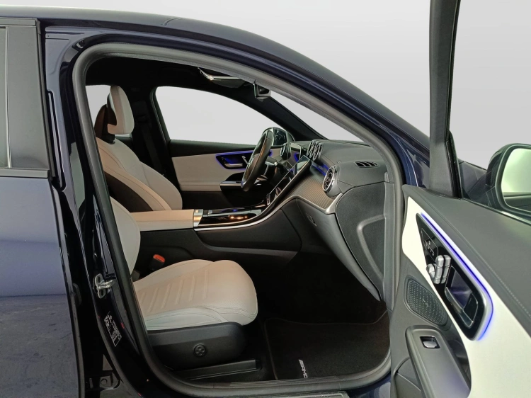 11 - Mercedes-Benz GLC 300 de phev AMG Line Premium Plus 4matic auto