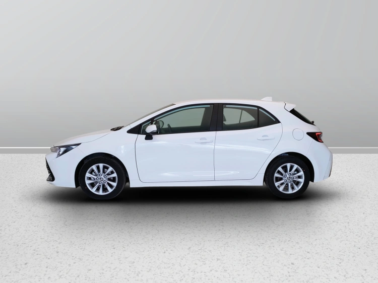 3 - Toyota COROLLA 3P - 5P - SW COROLLA 1.8H HB ACTIVE  MY23