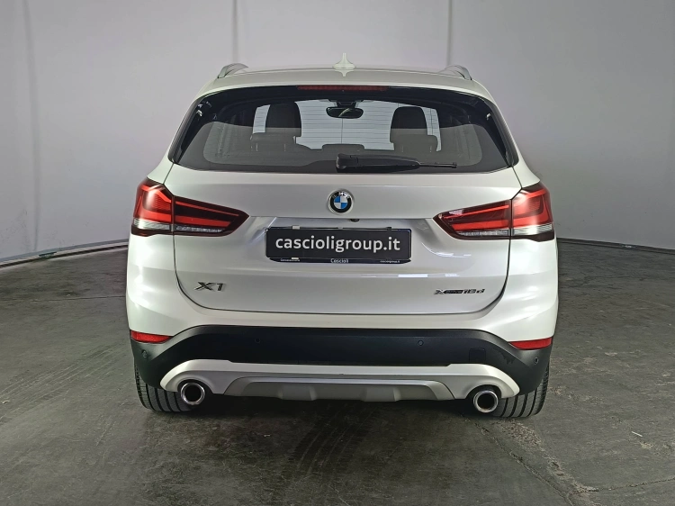 5 - BMW X1 X1 xdrive18d xLine Plus auto