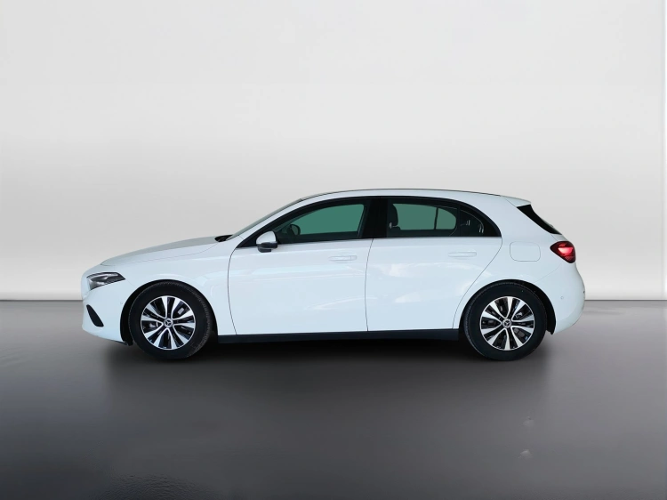 8 - Mercedes-Benz Classe A 180 d Advanced auto
