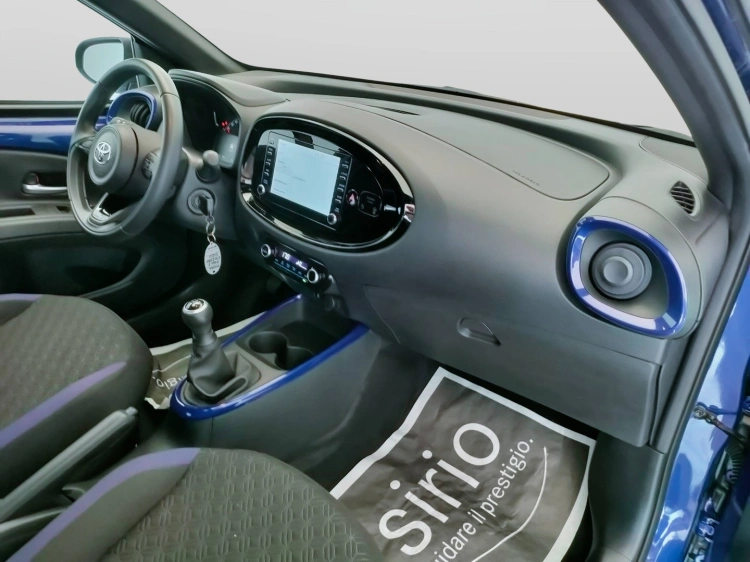 11 - Toyota Aygo X Aygo X 1.0 Trend 72cv