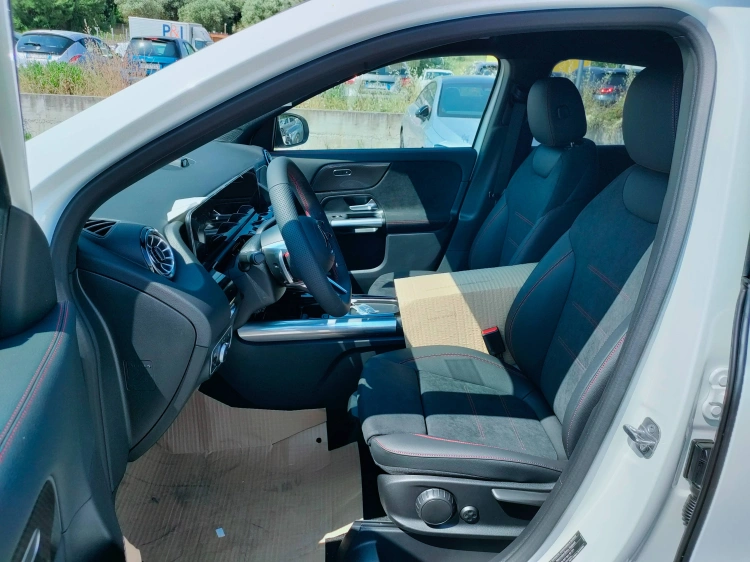 9 - Mercedes-Benz GLA 200 d automatic