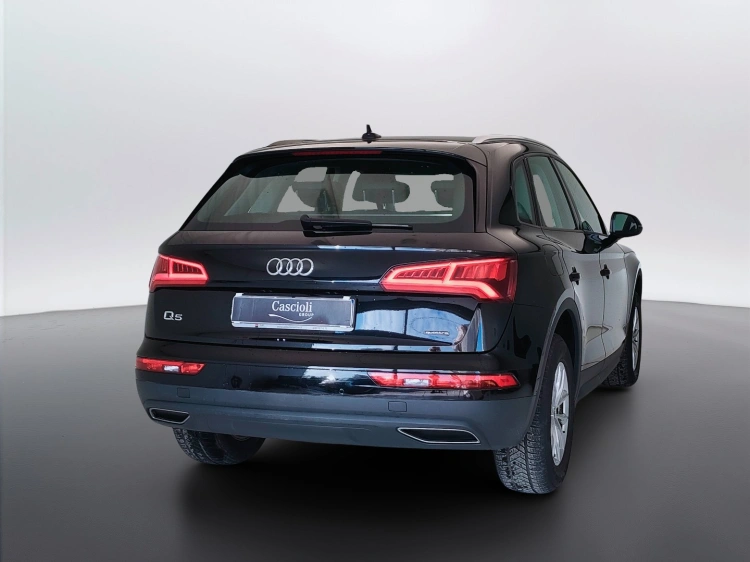 5 - Audi Q5 Q5 40 2.0 tdi mhev Business quattro 204cv s-tronic