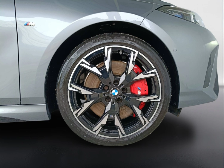 16 - BMW Serie 1 118d MSport Pro auto