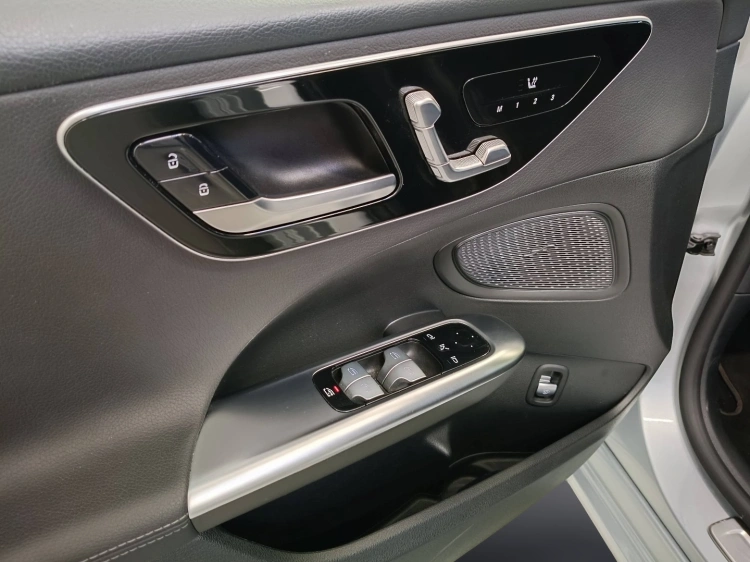 14 - Mercedes-Benz Classe C 220 d mhev Advanced Plus 4matic 197cv auto