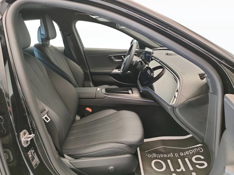 15 - Mercedes-Benz CLASSE E 220 d 4MATIC