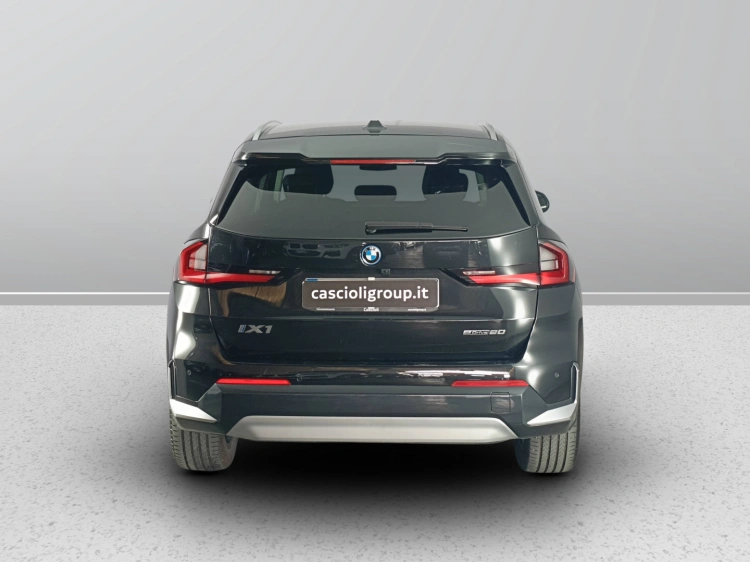 5 - BMW iX1 BMW iX1 eDrive20-Special Edition