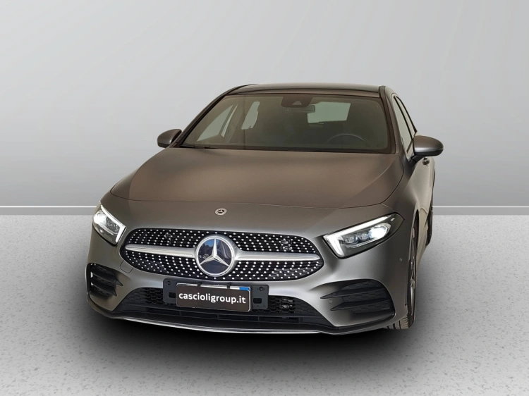 1 - Mercedes-Benz Classe A 200 d Premium auto
