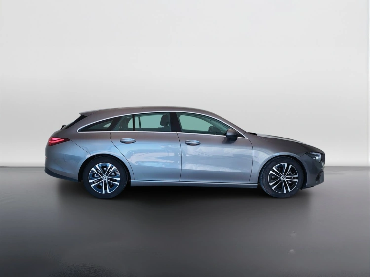 4 - Mercedes-Benz CLA Shooting Brake 180 d Advanced auto
