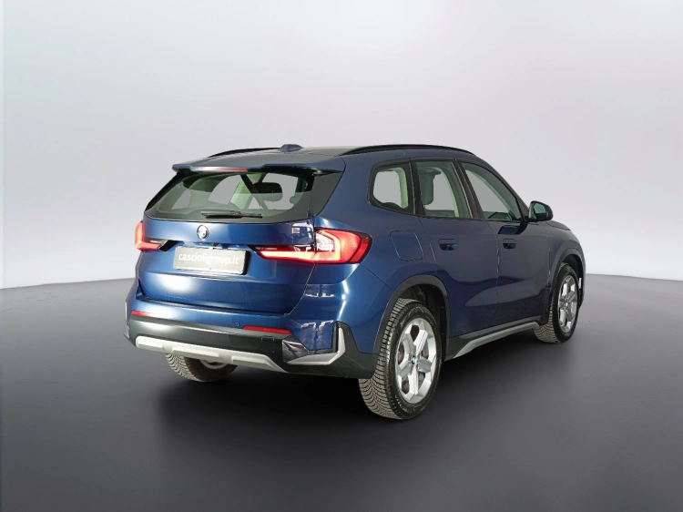 4 - BMW X1 X1 sdrive18d X-Line auto