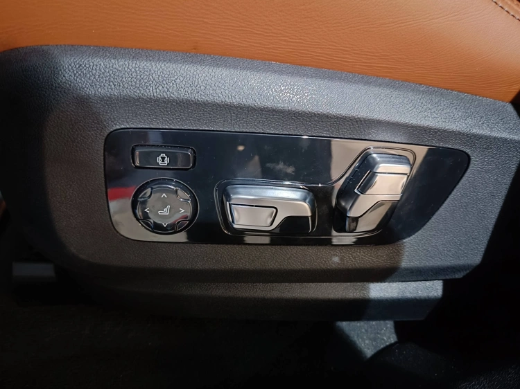 14 - BMW X6 BMW X6 xDrive40d M Sport