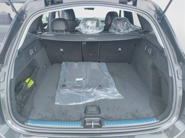 5 - Mercedes-Benz GLC 220 d 4MATIC