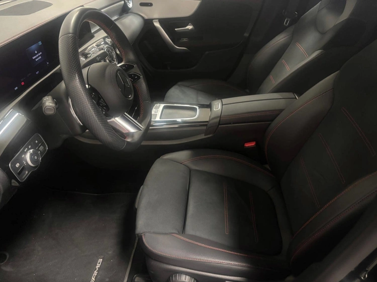 11 - Mercedes-Benz CLA Coupe 200 d AMG Line Advanced Plus auto