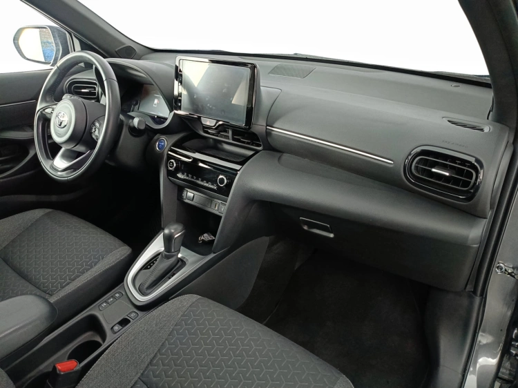 11 - Toyota Yaris Cross TOYOTA Yaris Cross 1.5 Hybrid 5p. E-CVT Trend
