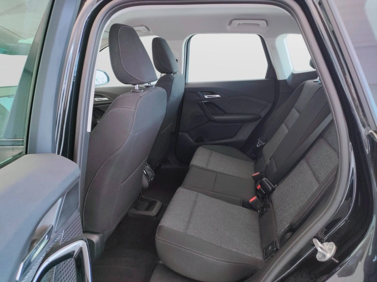 11 - BMW X1 X1 sdrive18d X-Line auto