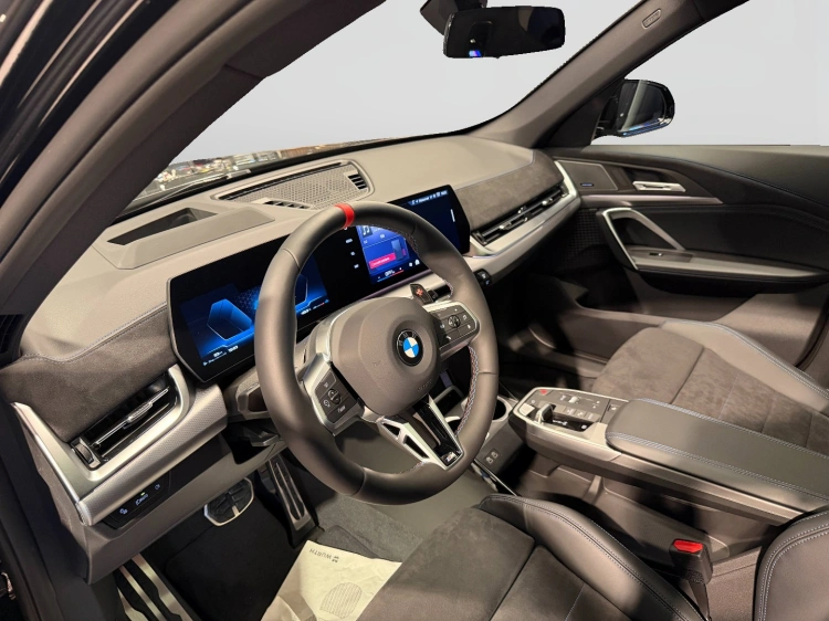 14 - BMW X1 M BMW X1 M35i xDrive