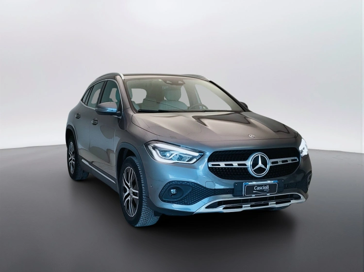 3 - Mercedes-Benz GLA 220 d Sport Plus 4matic auto