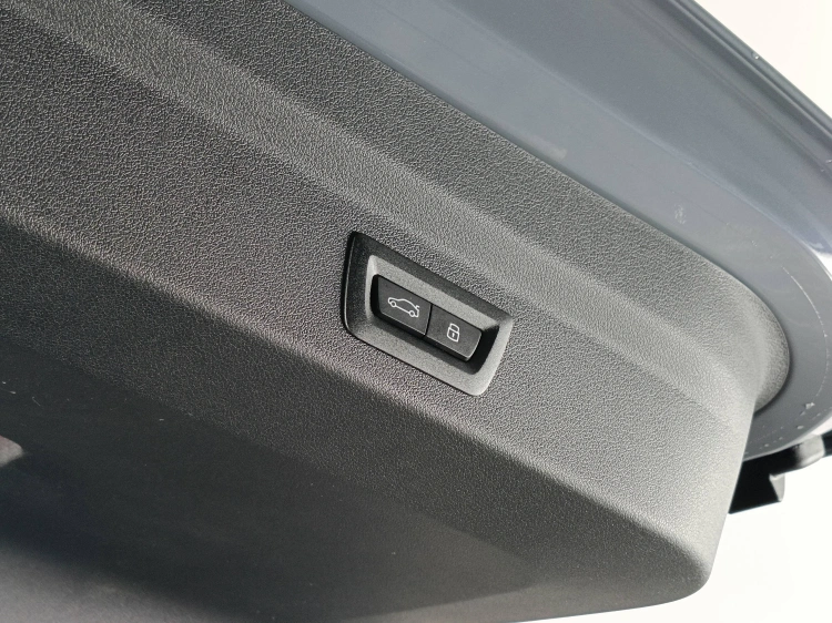 13 - BMW X2 BMW X2 sDrive18d