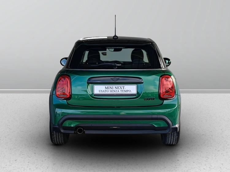 5 - MINI Cooper Mini 5p 1.5 Cooper Classic auto