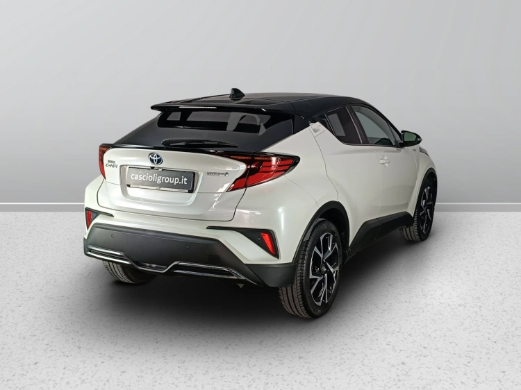 4 - Toyota C-HR C-HR 2.0h Trend e-cvt