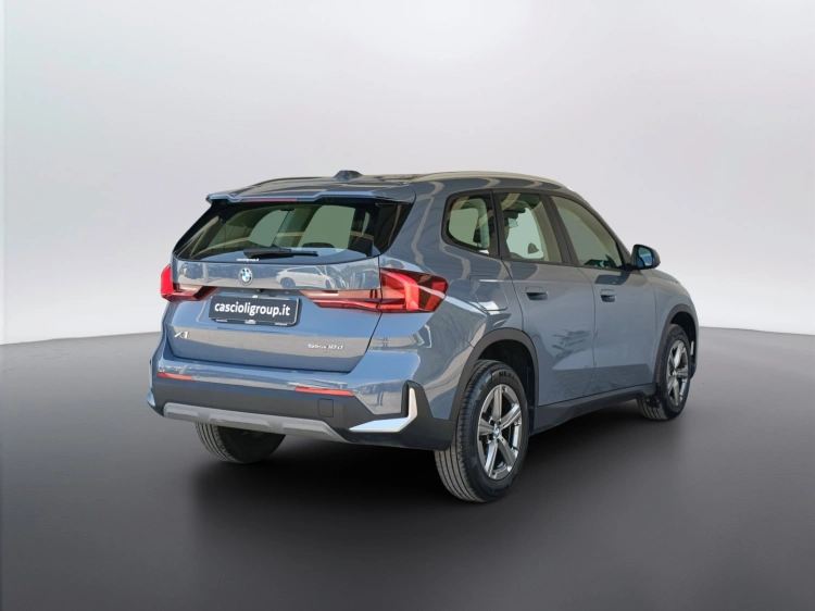 5 - BMW X1 X1 sdrive18d auto